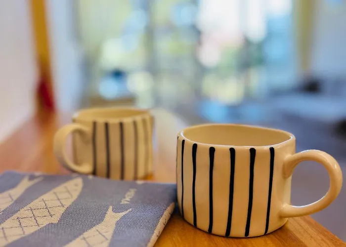 Sea & Serenity - Terrasse - Parking Prive アパート